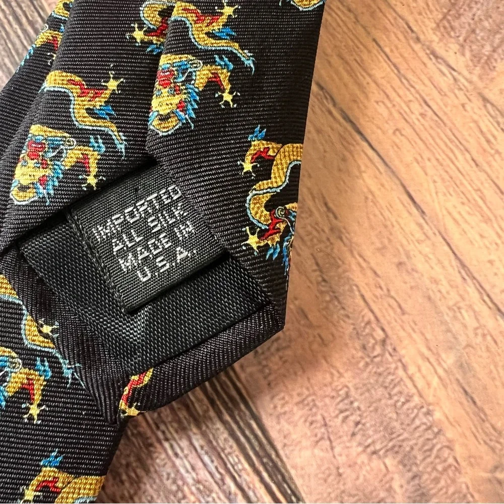 Chinese Dragon Houston Museum of Natural Science Elegant Black and Gold Silk Tie